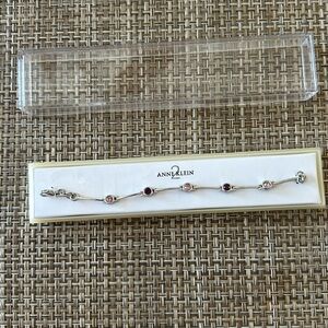 Anne Klein bracket